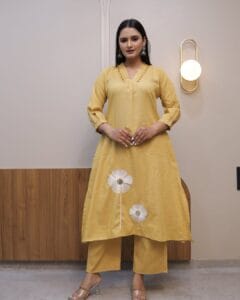 Women Floral Printed Regular Thread Work Kurta with Palazzos