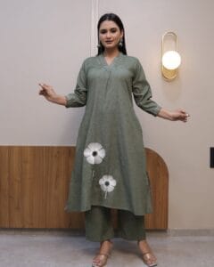 Women Floral Printed Regular Thread Work Kurta with Palazzos